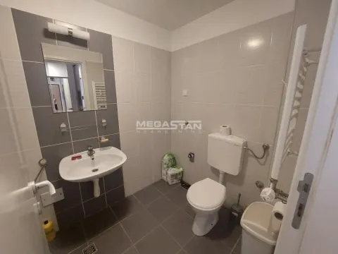 Izdavanje, trosoban stan, 92m², Voždovac Sve Podlokacije, Beograd - image 8