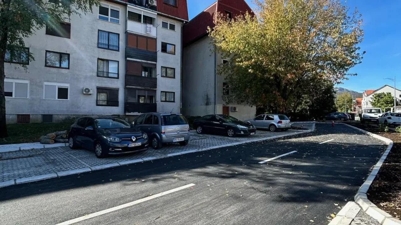 Sale, three bedroom apartment, 82m², Centar, Cetinje