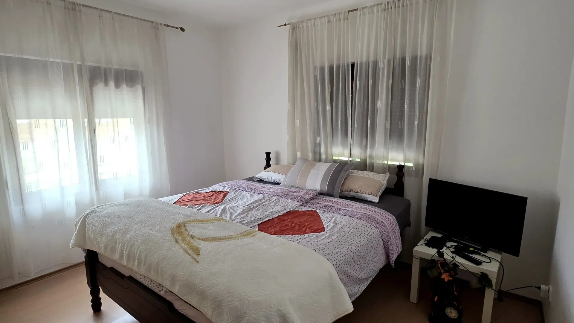 Izdavanje, trosoban stan, 70m², Mrčevac, Tivat