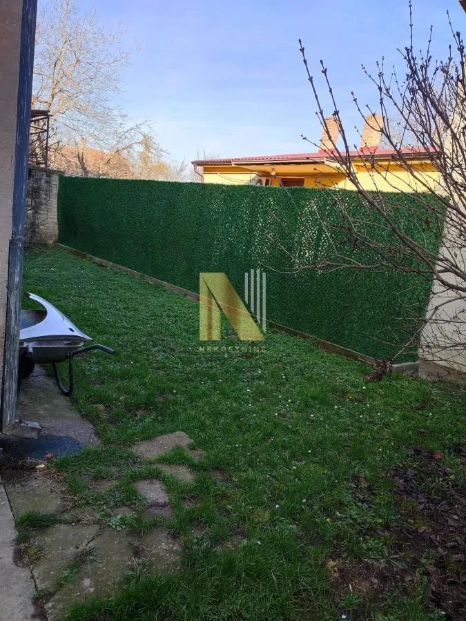 Sale, house, 450m², Veternik, Novi Sad Sve Podlokacije