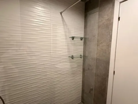 Izdavanje, dvosoban stan, 60m², Pobrežje, Podgorica - image 6