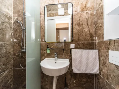 Rent, one bedroom apartment, 32m², Zabjelo, Podgorica - image 10