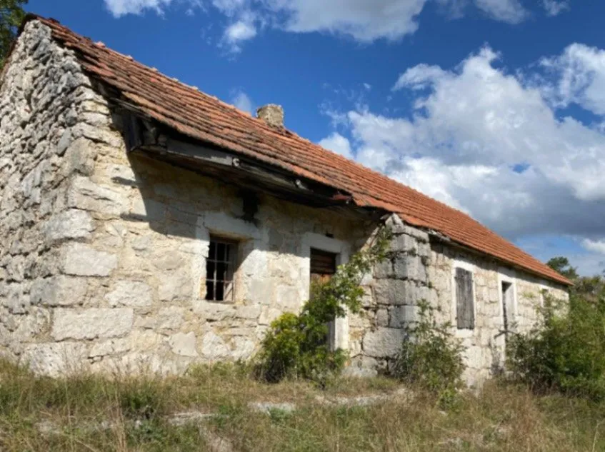 Prodaja, plac, 325000m², Nikšić, Crna Gora