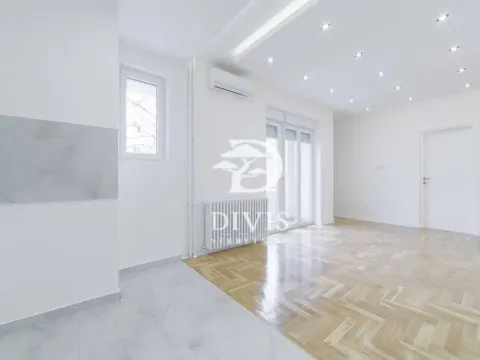 Sale, four bedroom apartment, 80m², Vračar Sve Podlokacije, Beograd - image 5