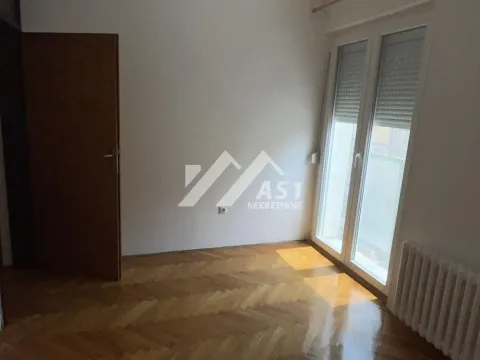 Izdavanje, četvorosoban stan, 100m², Novi Sad Sve Podlokacije, Novi Sad - image 7