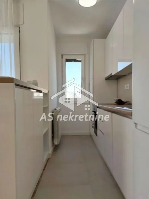 Izdavanje, dvosoban stan, 50m², Lekino Brdo, Voždovac Sve Podlokacije