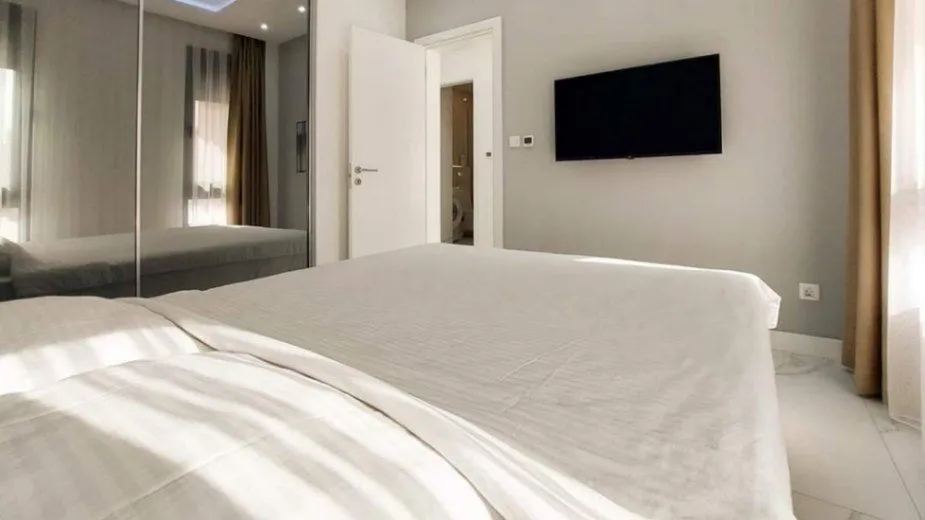 Izdavanje, jednosoban stan, 40m², Ilino, Bar