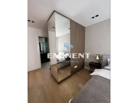 Izdavanje, četvorosoban stan, 112m², Stari Grad, Beograd - image 9