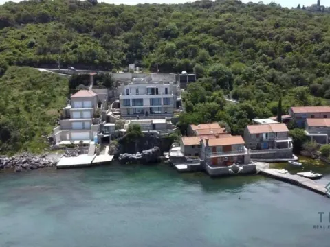 Sale, land lot, 800m², Kakrc, Tivat - image 2