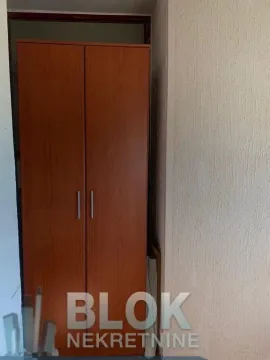 Izdavanje, jednosoban stan, 45m², Centar, Podgorica - image 3