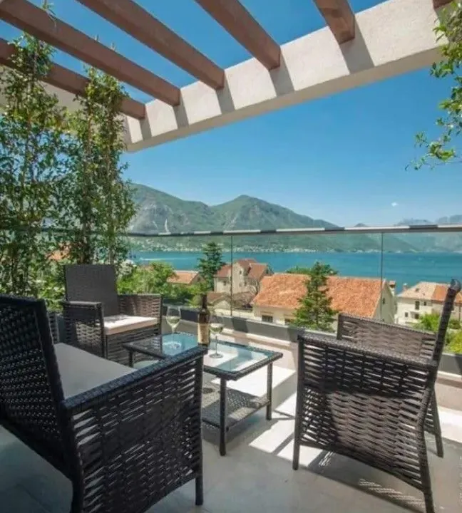 Sale, house, 210m², Sveti Stasije, Kotor