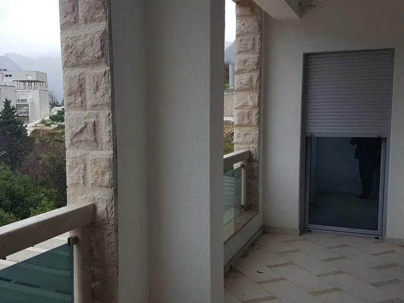Prodaja, stan, 104m², Dobrota, Kotor