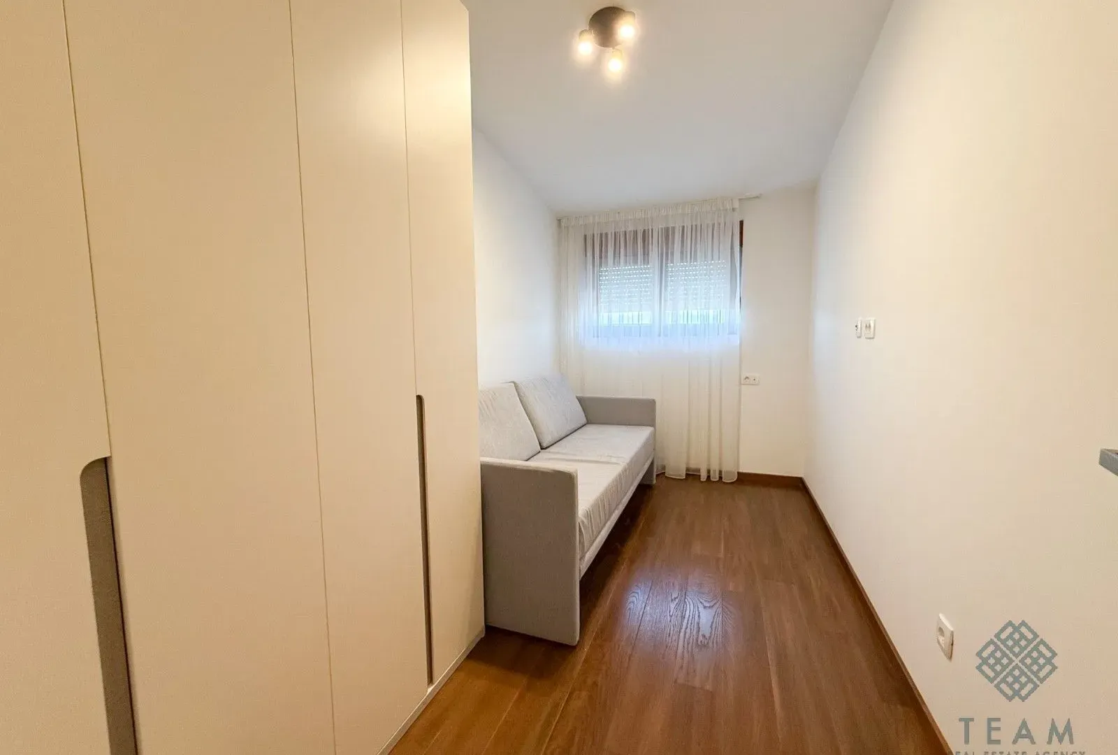 Rent, four bedroom apartment, 125m², Master Kvart, Podgorica