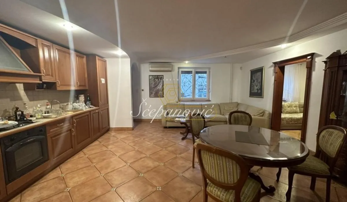 Rent, house, 215m², Salajka, Novi Sad Sve Podlokacije