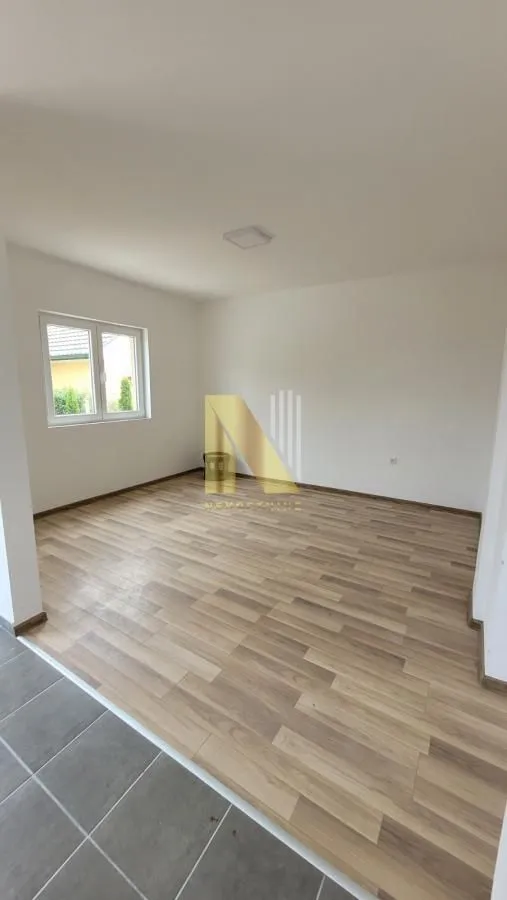 Prodaja, kuća, 105m², Petrovaradin, Novi Sad
