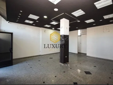 Izdavanje, poslovni prostor, 130m², Centar, Podgorica - image 5