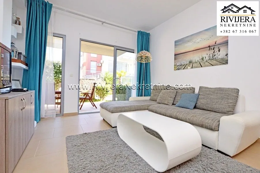 Prodaja, dvosoban stan, 73m², Đenovići, Herceg Novi