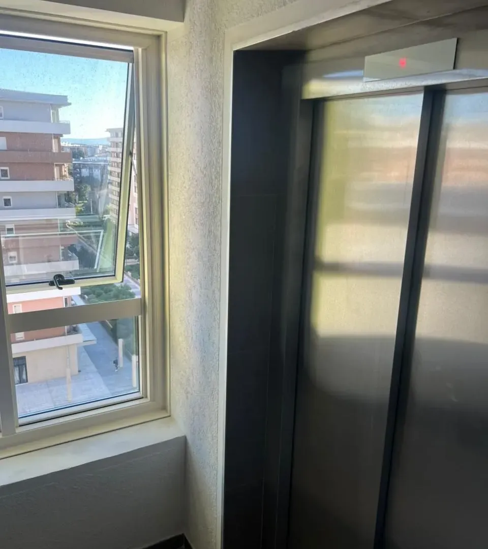 Izdavanje, dvosoban stan, 73m², Central Point, Podgorica