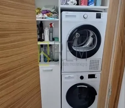 Izdavanje, trosoban stan, 89m², Podgorica, Crna Gora - image 15