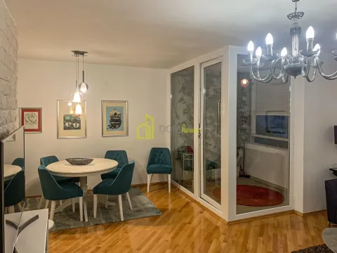 Izdavanje, trosoban stan, 100m², Blok 5, Podgorica - image 5