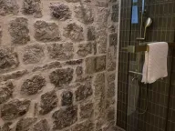 Izdavanje, garsonjera, 19m², Gradiošnica, Tivat - image 8