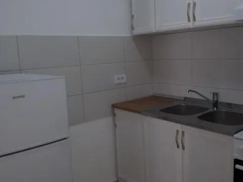 Izdavanje, dvosoban stan, 45m², Petrovaradin, Novi Sad - image 8