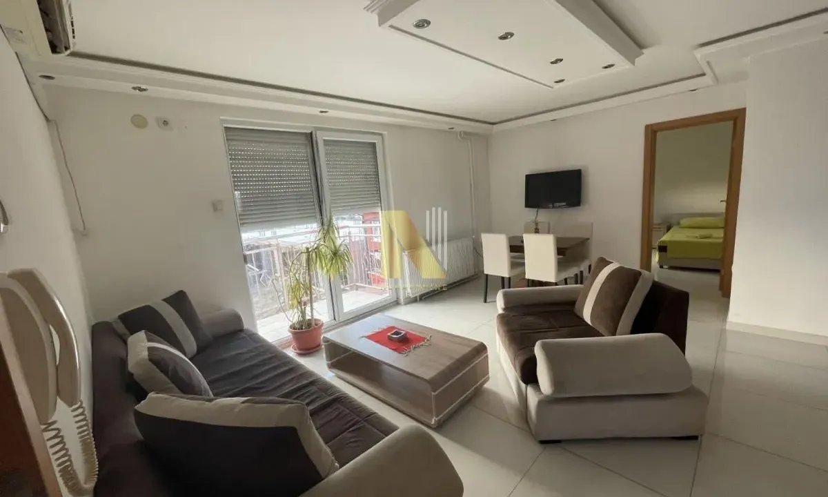 Izdavanje, trosoban stan, 65m², Petrovaradin, Novi Sad