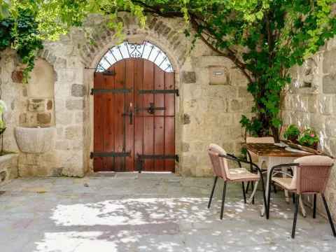 Prodaja, kuća, 370m², Kotor, Crna Gora - image 22