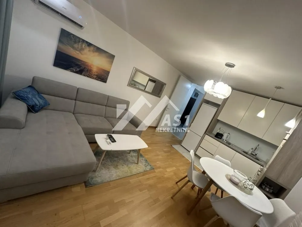 Rent, two bedroom apartment, 50m², Grbavica, Novi Sad Sve Podlokacije