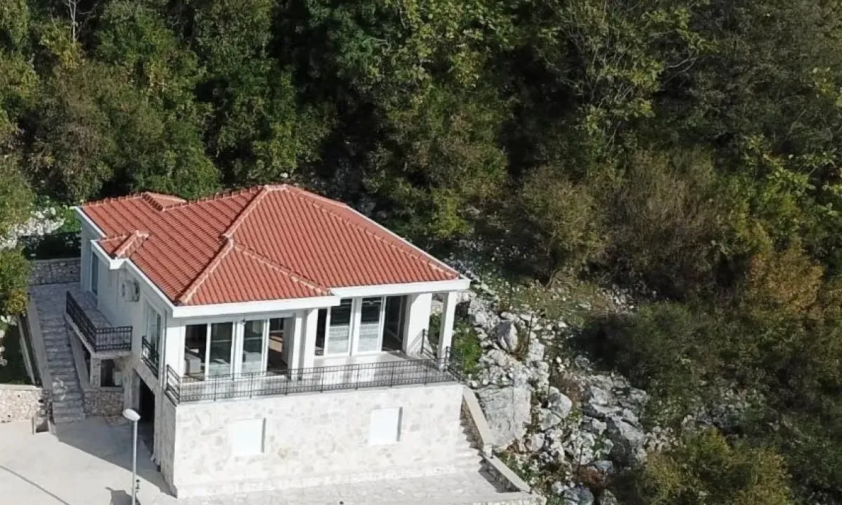 Sale, house, 103m², Risan, Kotor