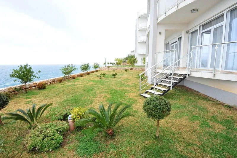 Prodaja, stan, 179m², Dobra Voda, Bar