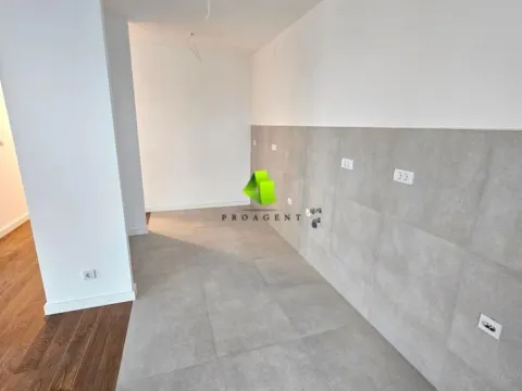 Prodaja, trosoban stan, 130m², Medijana, Niš - image 7