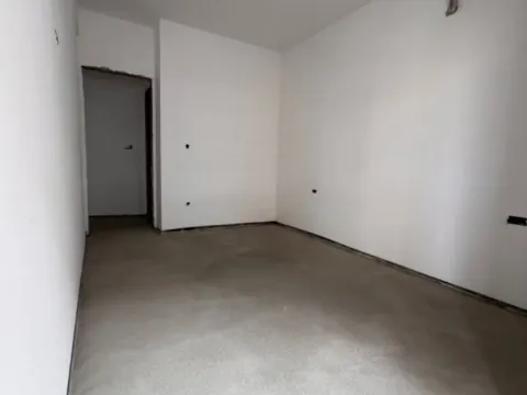 Prodaja, dvosoban stan, 64m², Stari Aerodrom, Podgorica - image 6