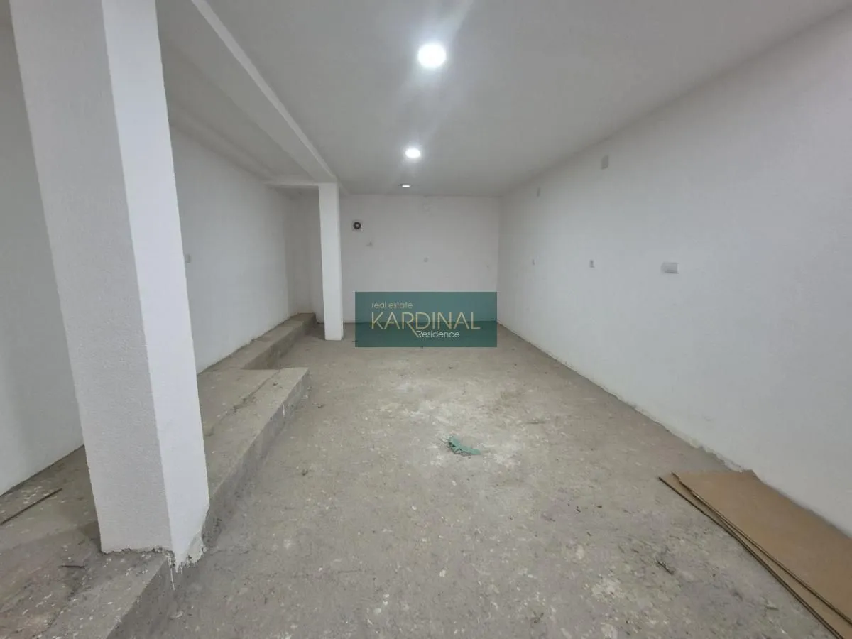 Sale, office space, 75m², Pivara, Jagodina