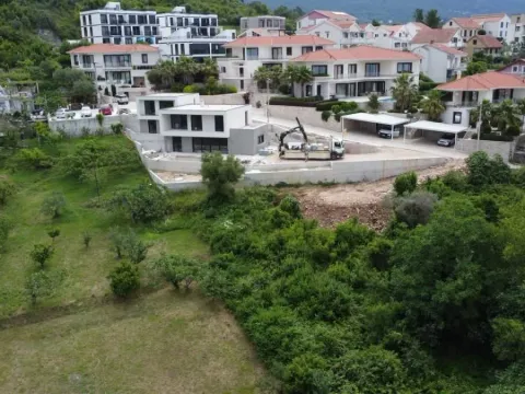 Prodaja, plac, 700m², Tivat, Crna Gora - image 2