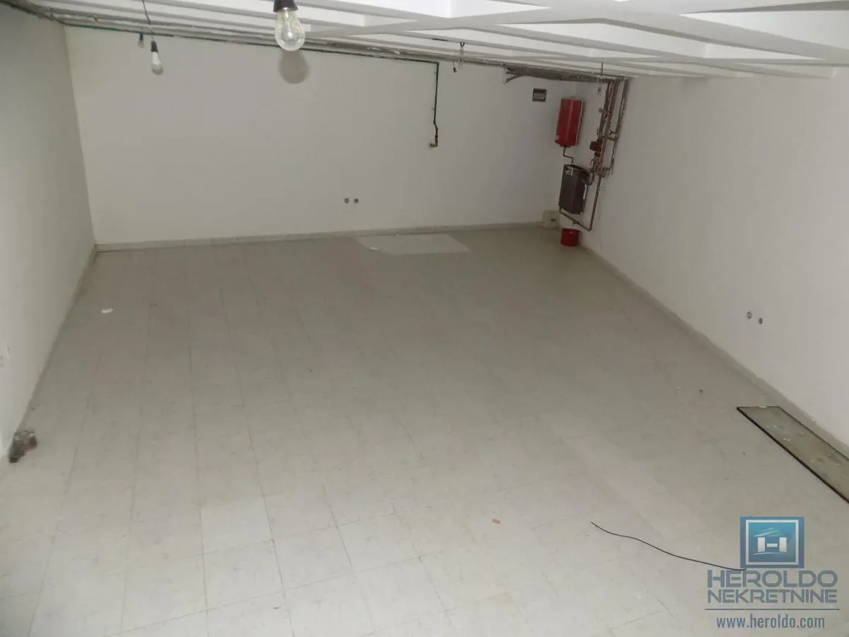 Rent, office space, 210m², Centar, Paraćin