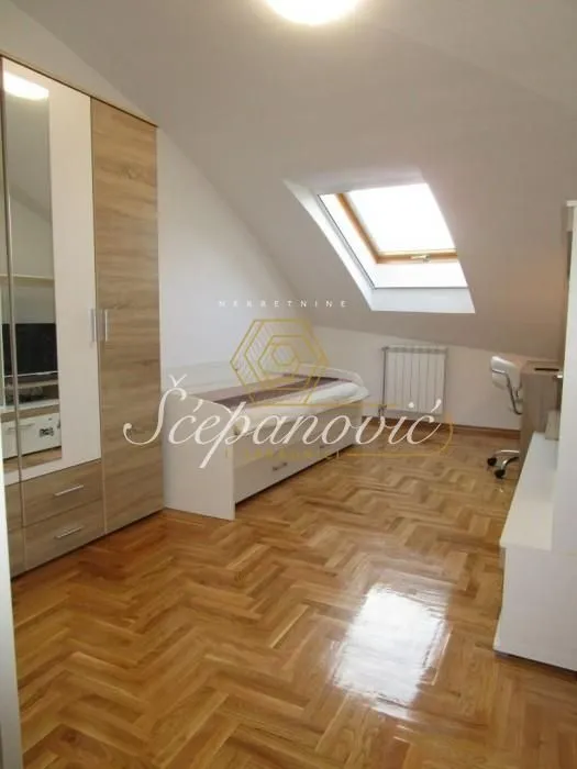 Prodaja, četvorosoban stan, 89m², Bulevar Oslobodjenja, Novi Sad Sve Podlokacije