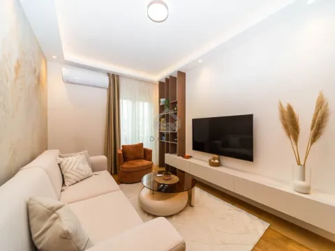 Rent, one bedroom apartment, 42m², Central Point, Podgorica - image 2