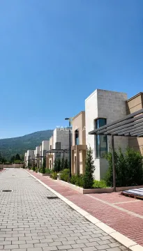 Prodaja, kuća, 192m², Grlić, Danilovgrad - image 1