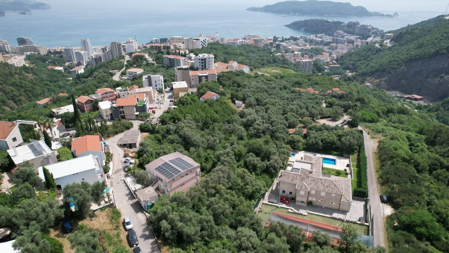 Prodaja, plac, 1597m², Bečići, Budva