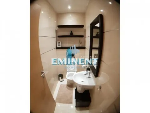 Izdavanje, trosoban stan, 126m², Vukov Spomenik, Zvezdara Sve Podlokacije - image 12