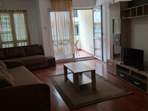 Rent, one bedroom apartment, 54m², Adok, Budva - image 13