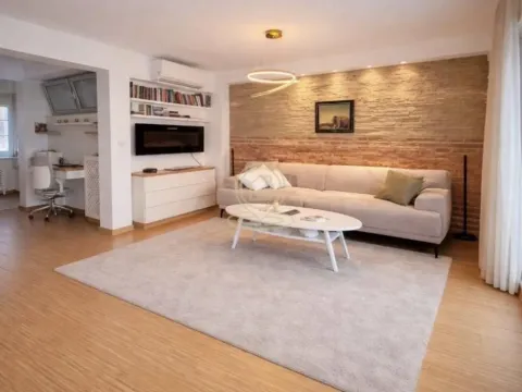 Izdavanje, trosoban stan, 102m², Vračar Hram, Vračar Sve Podlokacije - image 2