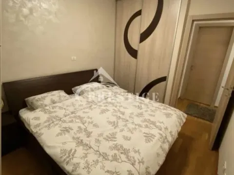 Izdavanje, trosoban stan, 120m², City Kvart, Podgorica - image 4