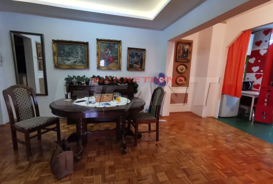 Sale, three bedroom apartment, 85m², Zemun Sve Podlokacije, Beograd