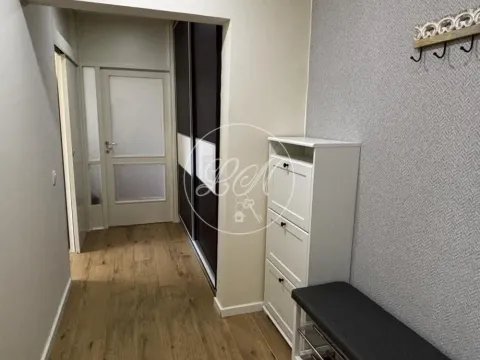 Izdavanje, trosoban stan, 84m², Novi Beograd Blok 64, Novi Beograd Sve Podlokacije - image 5