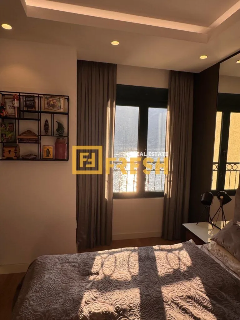 Prodaja, dvosoban stan, 85m², Kotor, Crna Gora
