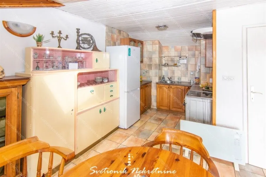 Prodaja, petosoban stan, 240m², Savina, Herceg Novi