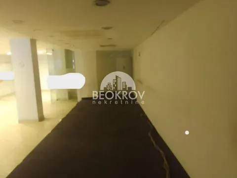 Prodaja, poslovni prostor, 377m², Zvezdara Sve Podlokacije, Beograd - image 2