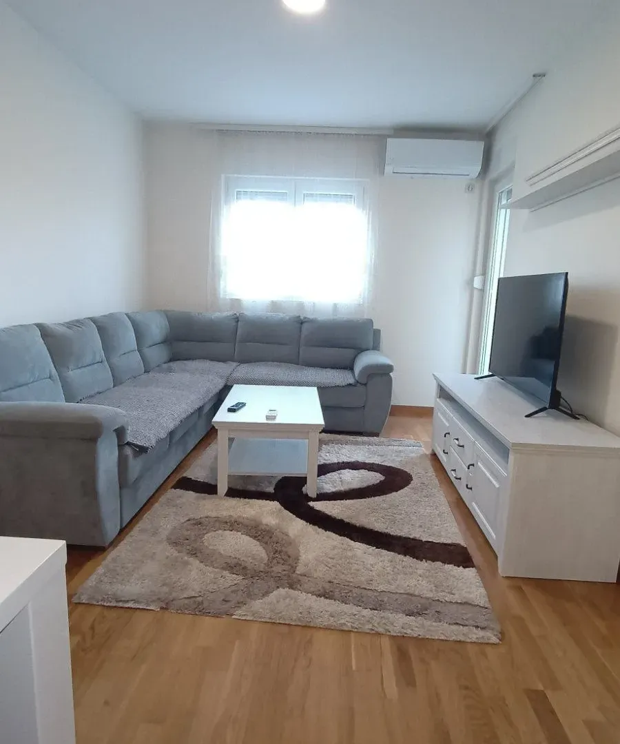 Izdavanje, stan, 44m², Podgorica, Crna Gora
